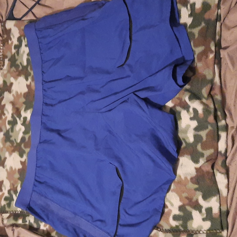 Russell Shorts (M22)